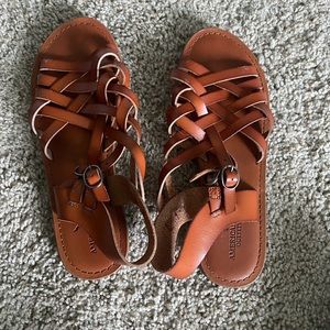 American Eagle strapped sandals. Great condition!